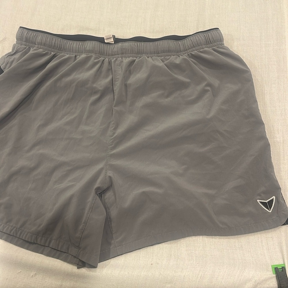 B9B025 Korsa Pack Leader 5” Short 2.0 pockets on each side